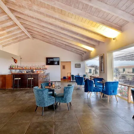 Likithos Hotel 3*