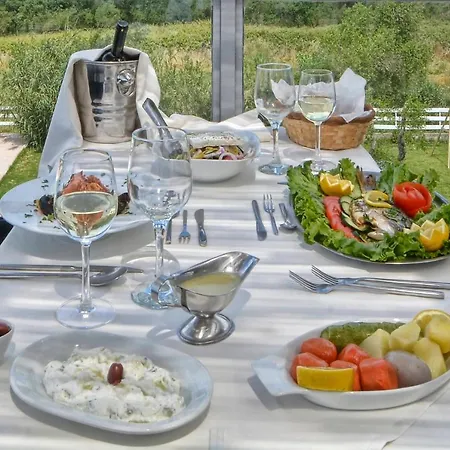 Likithos Hotel