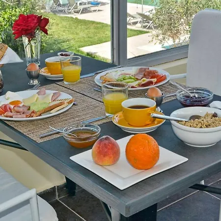 Hotel Likithos 3*