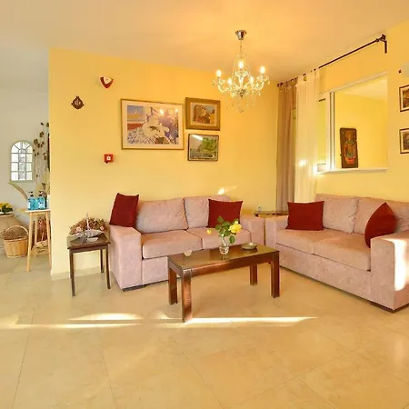 Likithos Hotel 3*