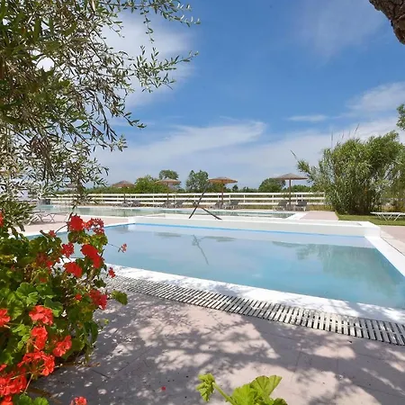 Likithos Hotel